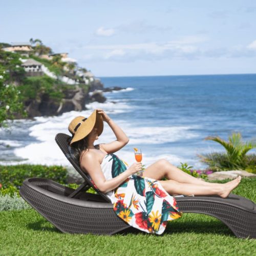 Transforma tu espacio al aire libre con muebles de plástico en Puerto Rico